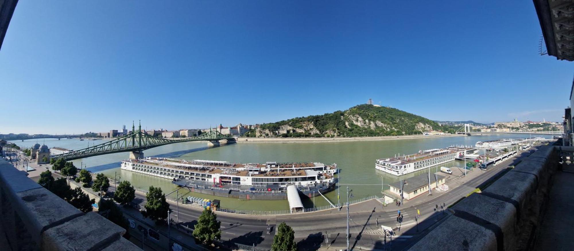 Apartment Danube Wonder View *
